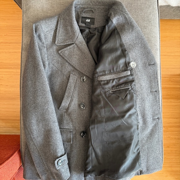 H&M | 38R | Peacoat - Picture 4 of 4